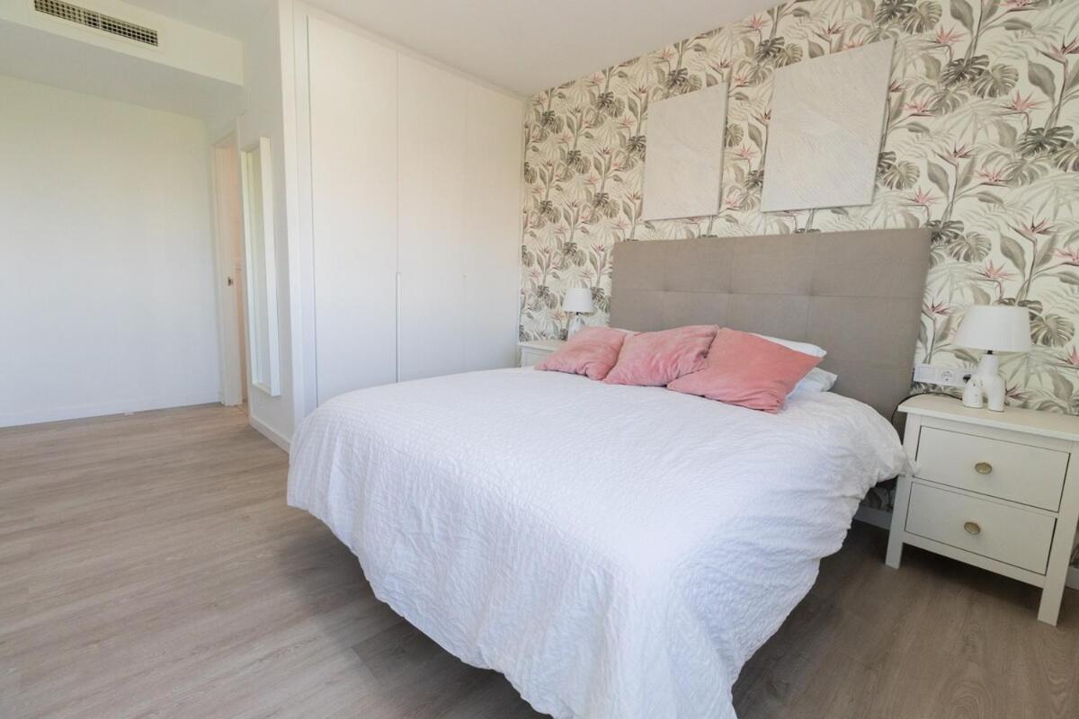 Apartment Stunning In Front Palau De Les Arts Valencia
